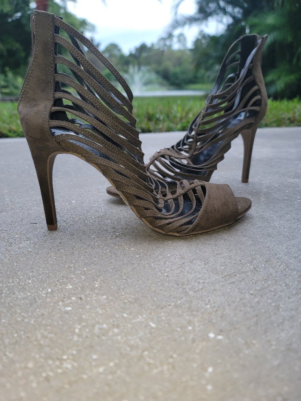 Report Olive Green Caged Strappy Heels Size 9